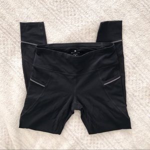 Athleta pocket leggings